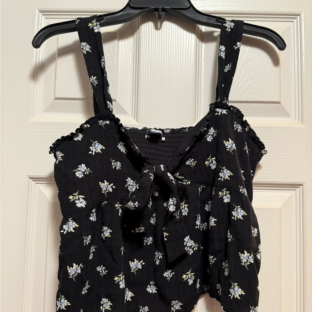 American Eagle Outfitters Black Floral Tank Top